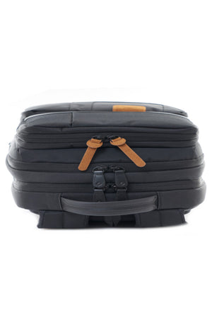 Avant pro on sale laptop backpack