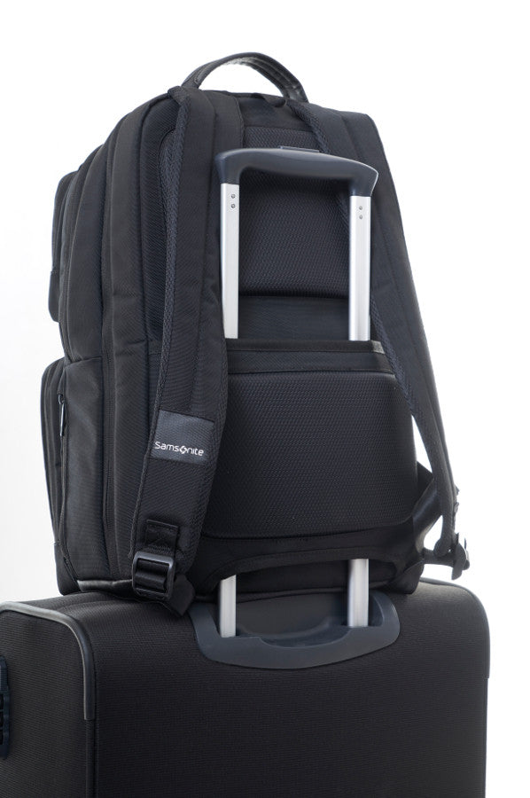 Avant pro sales laptop backpack
