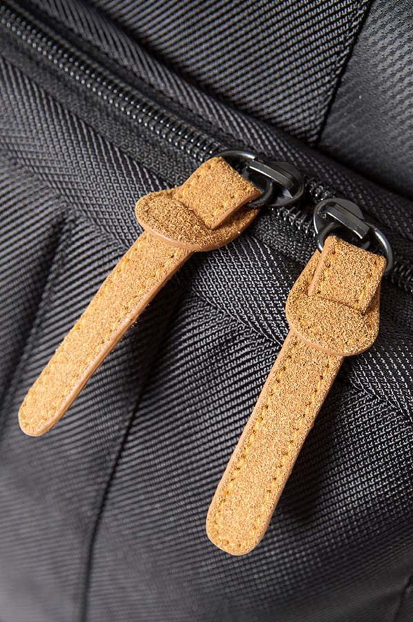 Samsonite AVANT Slim Laptop Backpack bag scene Hornsby