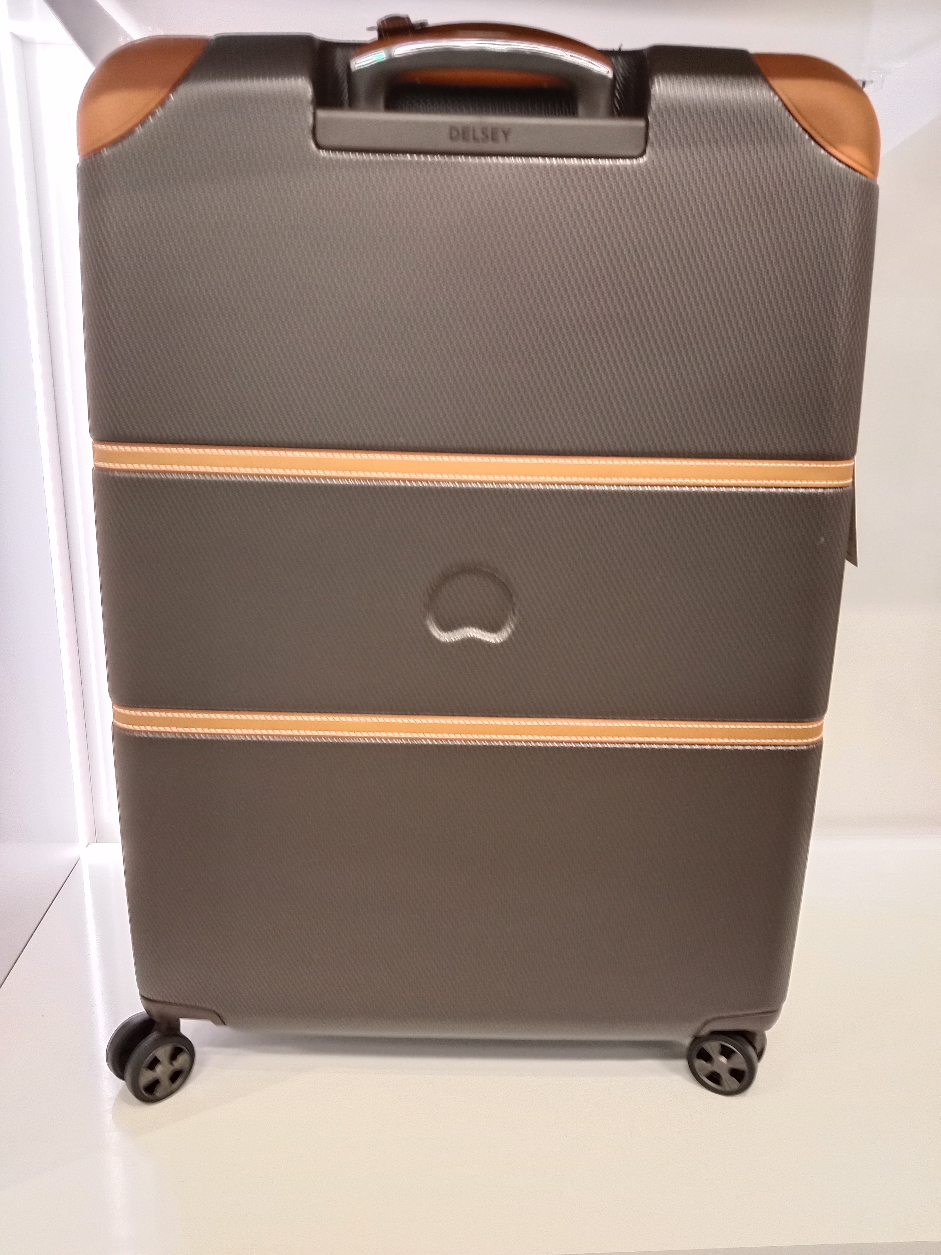 CHATELET AIR 2.0 (CHOCOLATE 76cm 4 double wheels)